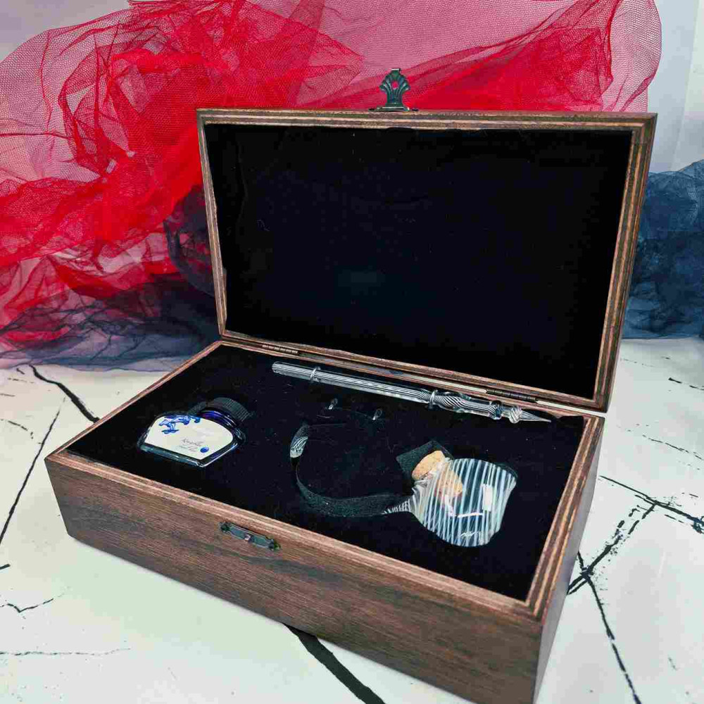 Çeşm-i Bülbül Orient Kırmızı Cam Kalem Seti Çeşm-i Bülbül Orient Kırmızı Cam Kalem Seti